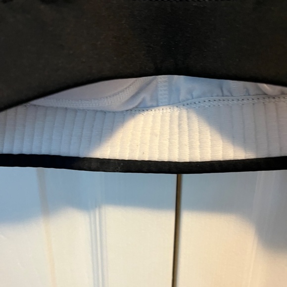 Fila size M running bra - Picture 10 of 11